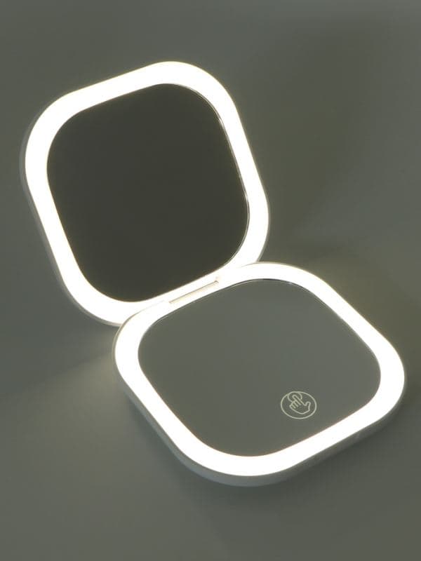 Зеркало косметическое с подсветкой и увеличением 3×, 1 LED, 9×9×1.3 см, от аккумулятора, белое — фото 4