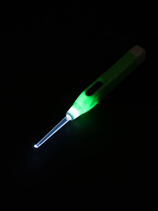 Палочка для чистки ушей LES-03, LED-подсветка, 3 насадки, от батареек (в комплекте) — фото 5
