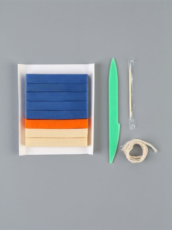 Набор для творчества. Лепка свечи из мягкого воска «Ёлочный шар с рисунком» — фото 2