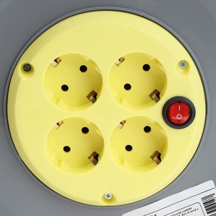 Удлинитель на катушке морозостойкий Luazon Lighting ECO, 4 розетки, 25 м, 16 А, КГ 3×1.5 мм², выключатель — фото 4